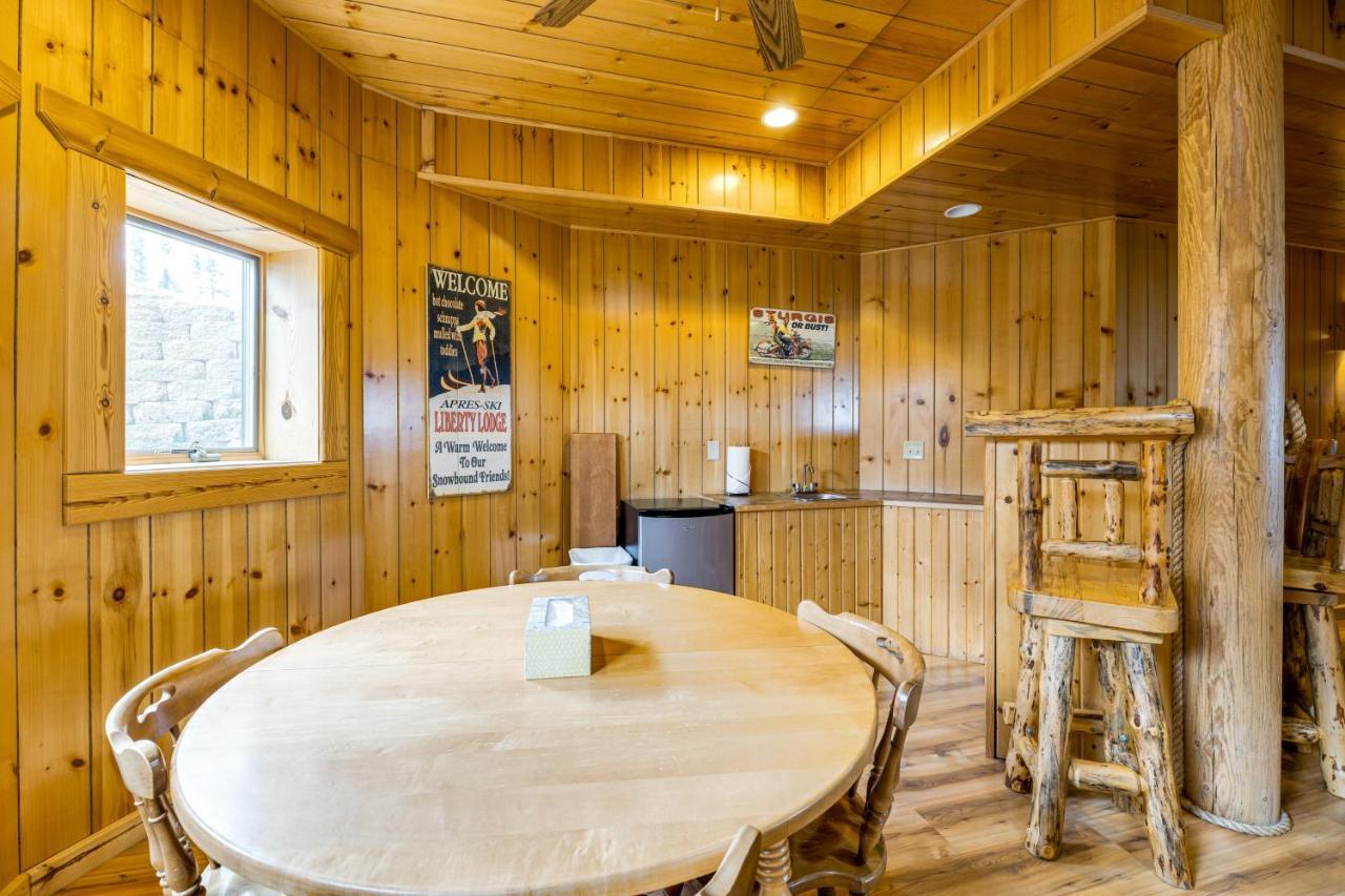 Liberty Lodge At Terry Peak Lead Bagian luar foto