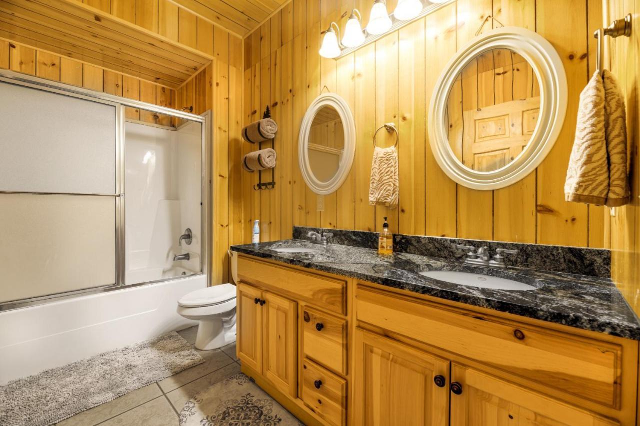 Liberty Lodge At Terry Peak Lead Bagian luar foto